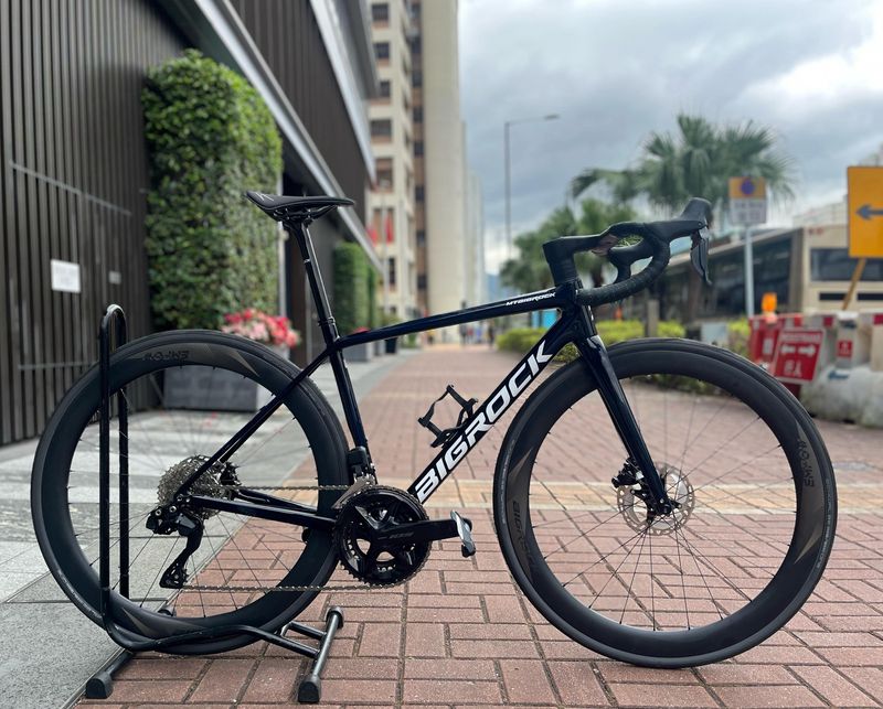 BIGROCK Carbon Ultralight All-Round Road Complete Bike