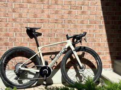 Gravel Bikes