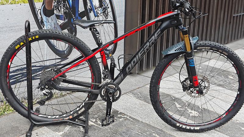 Second Hand / 2015 Lapierre Pro Race 927 27.5&quot;Carbon MTB Bike