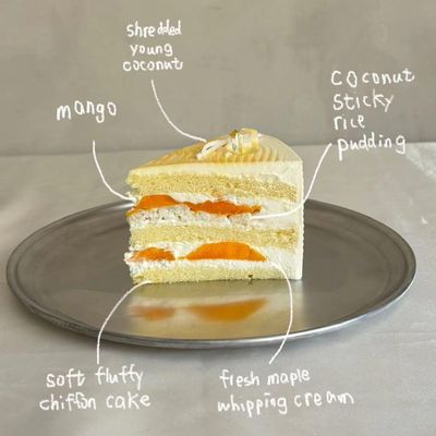 Fresh Mango Sticky Rice Cake