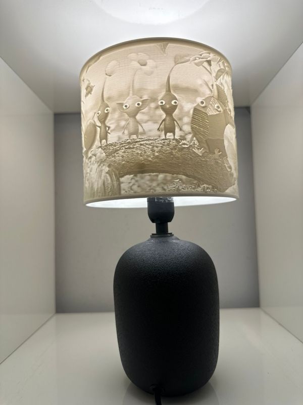 Pikmin Inspired 3d Printed Lamp ( Black base)