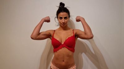 DAWN vs TANYA Christmas Fight