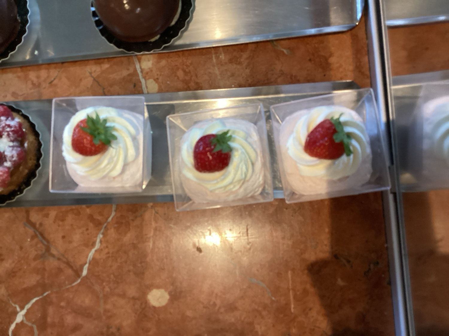 Aardbeien mousse