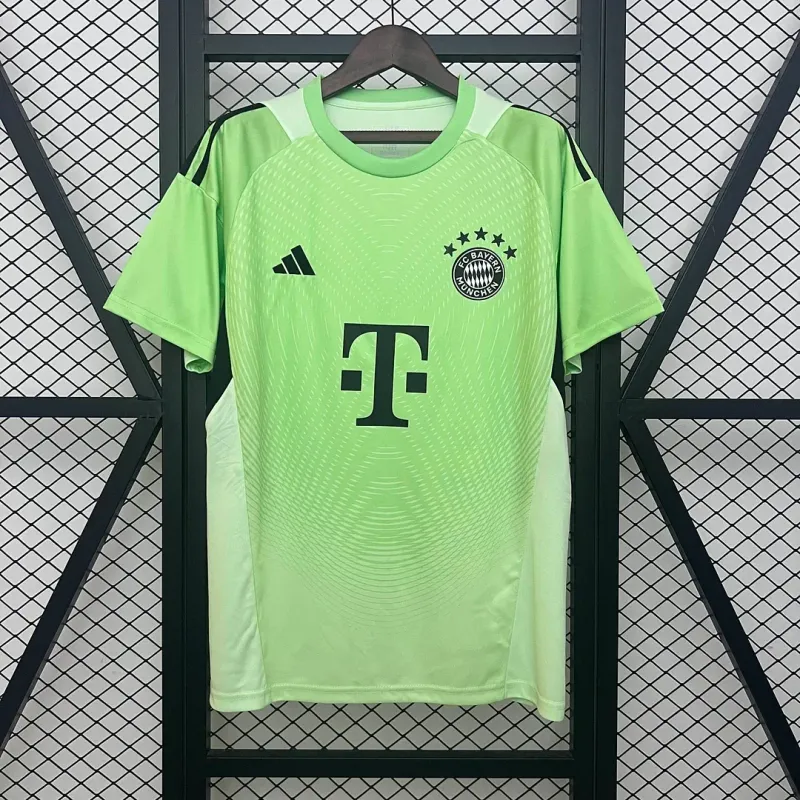 2025/2026 Bayern Munich Goalkeeper Green Football Jersey 1:1 Thai Quality