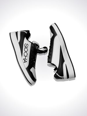 FIRST CLASS - ORCA