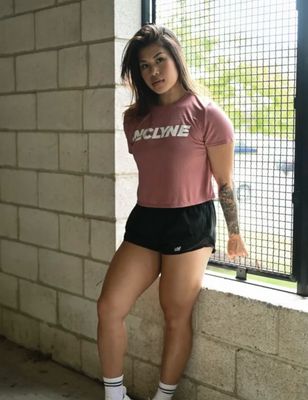 FLOWY CROP TOP