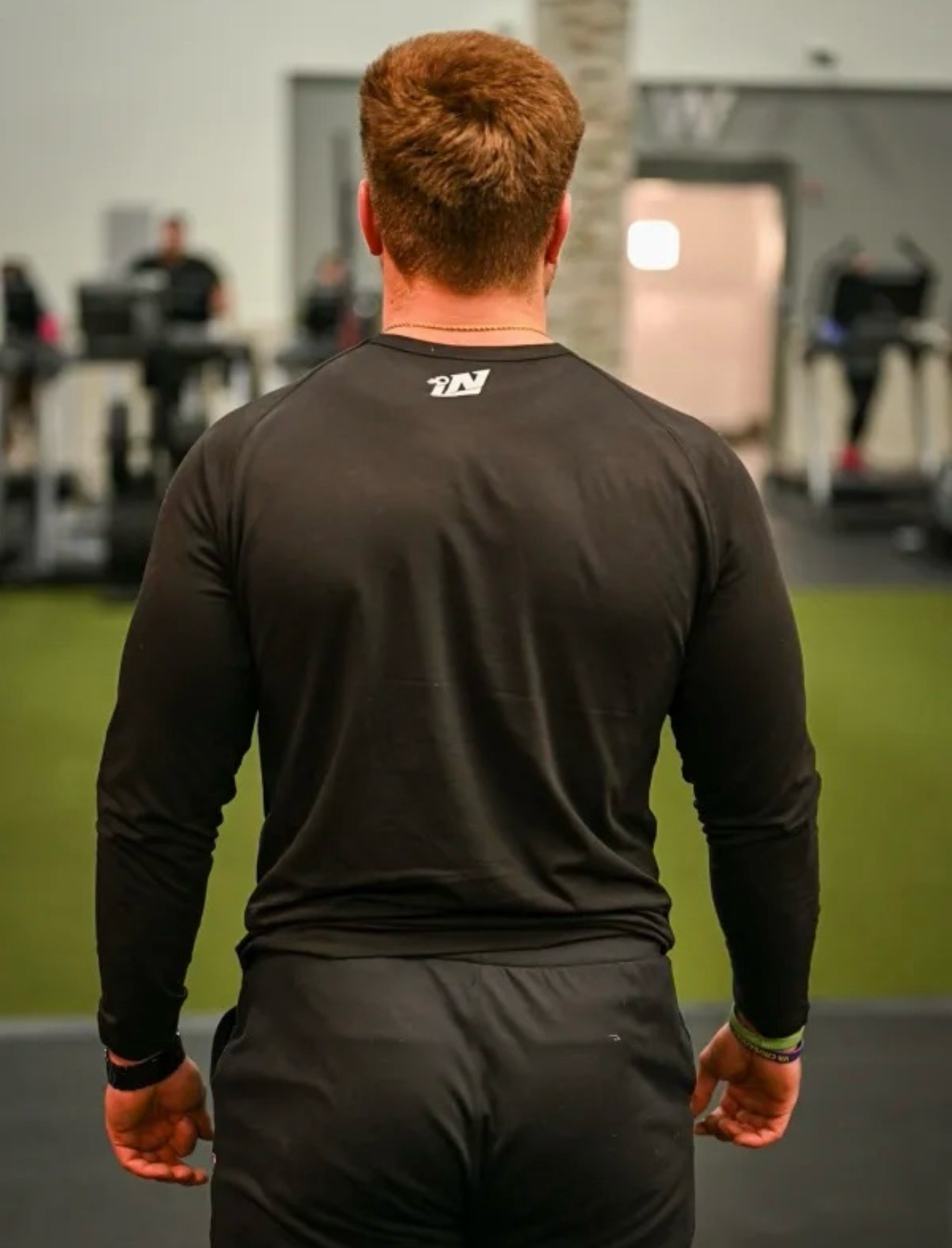 Impact longsleeve t-shirt W/ cursive Font