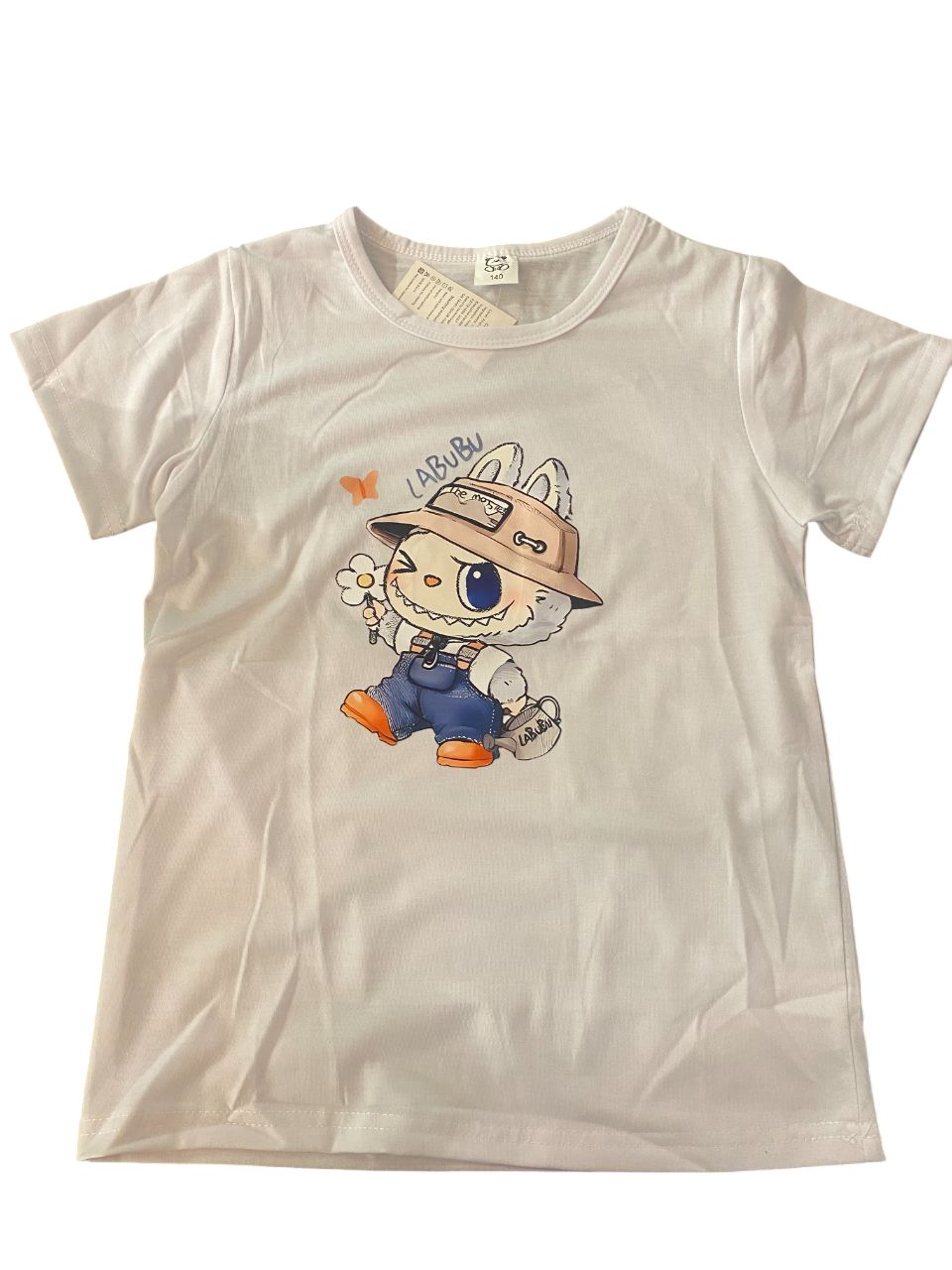 Labubu t-shirt wit