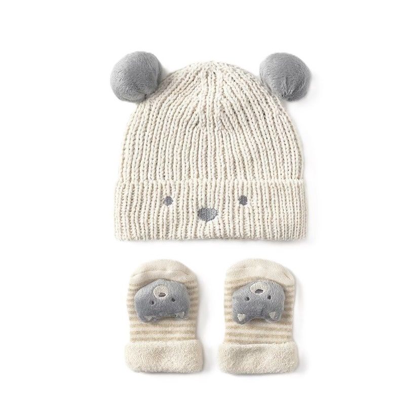 Mayoral Hat and sock set ceramica