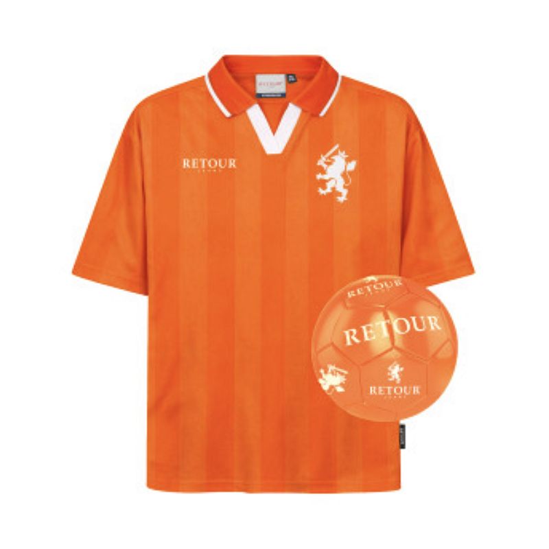 Retour oranje voetbal shirt en gratis oranje bal