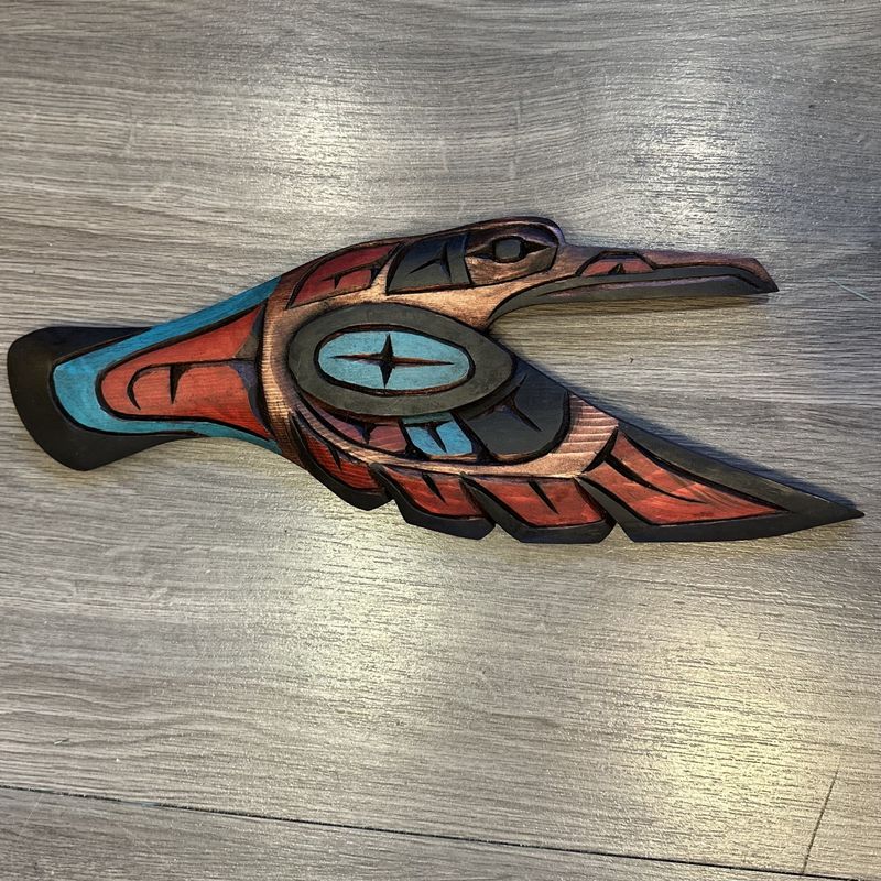Hummingbird Carving - Carver: Connie Edwards