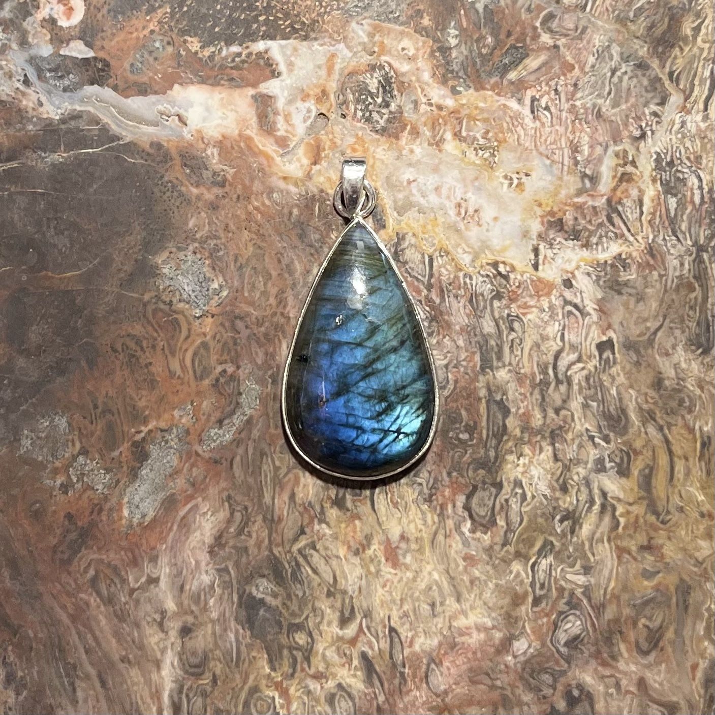 Labradorite Stone Pendant .925