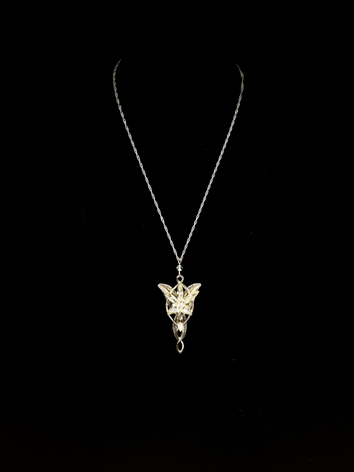 Lord of the Rings Elvish Necklace