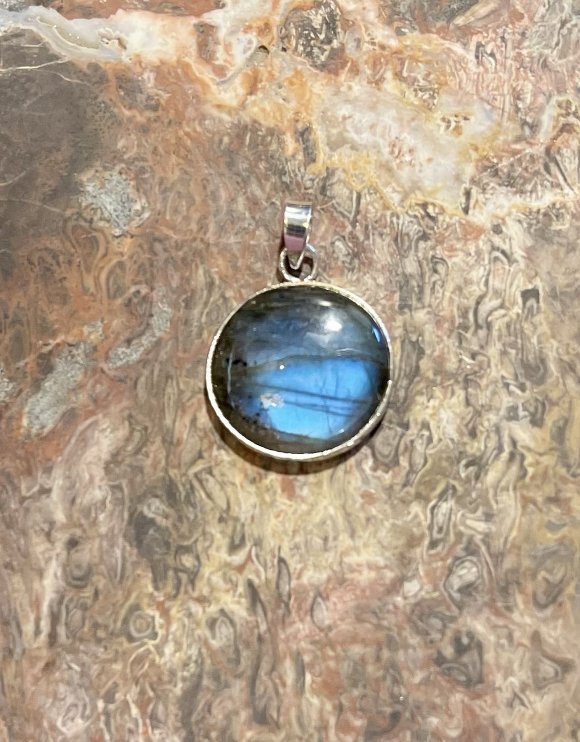 Labradorite Stone Pendant .925