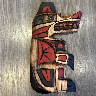 Bear Carving With Abalone Eye - Carver: Connie Edwards