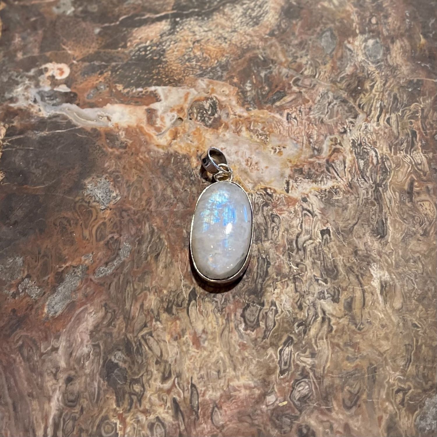Moonstone Pendant .925