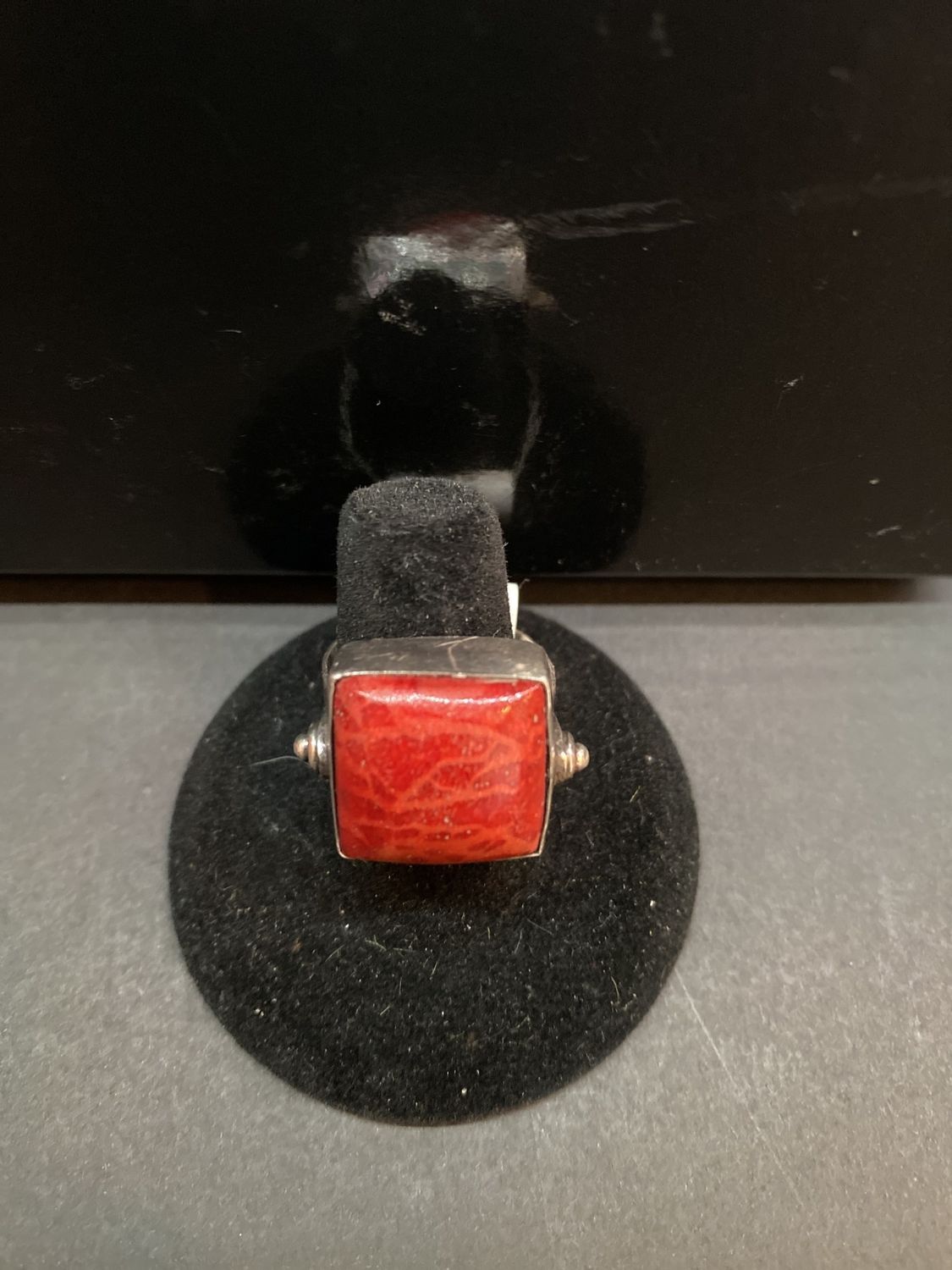 Red Coral Ring .925 sz9.5