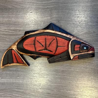Salmon Carving with Abalone Eye - Carver: Connie Edwards