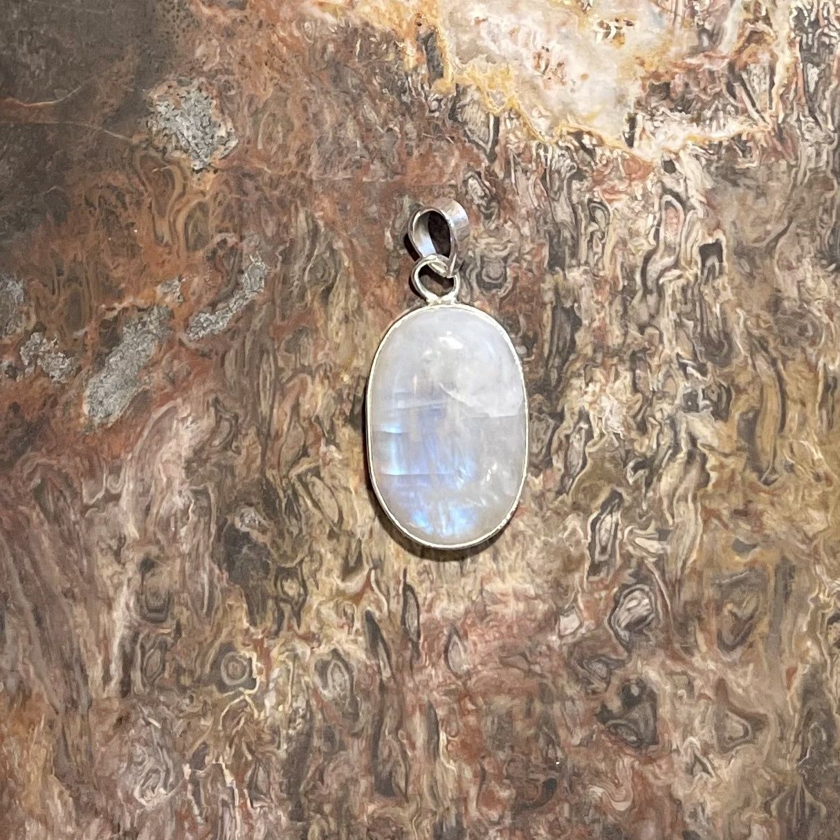 Moonstone Pendant .925