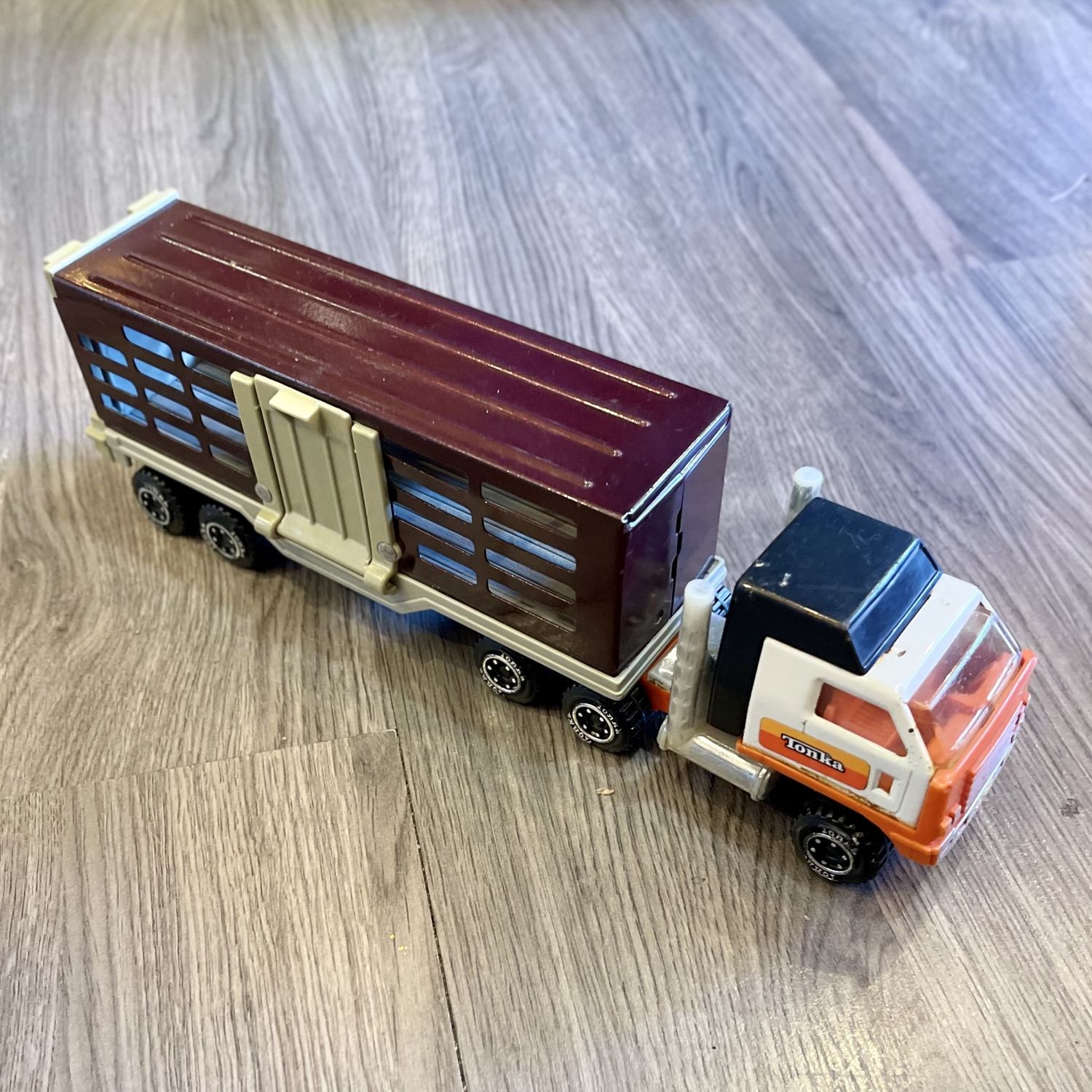 Vintage 1970 Rare Tonka StablesTruck