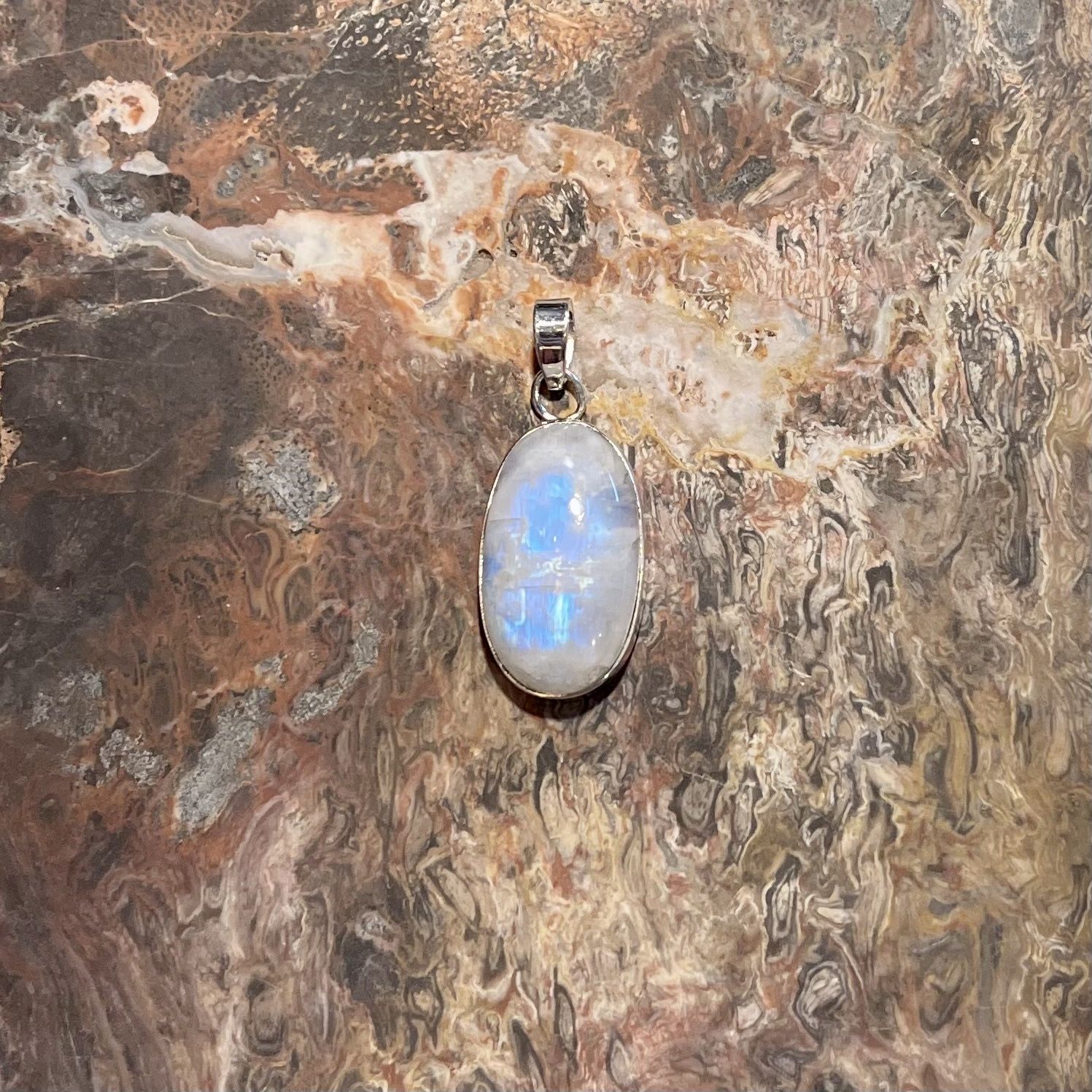 Moonstone Pendant .925