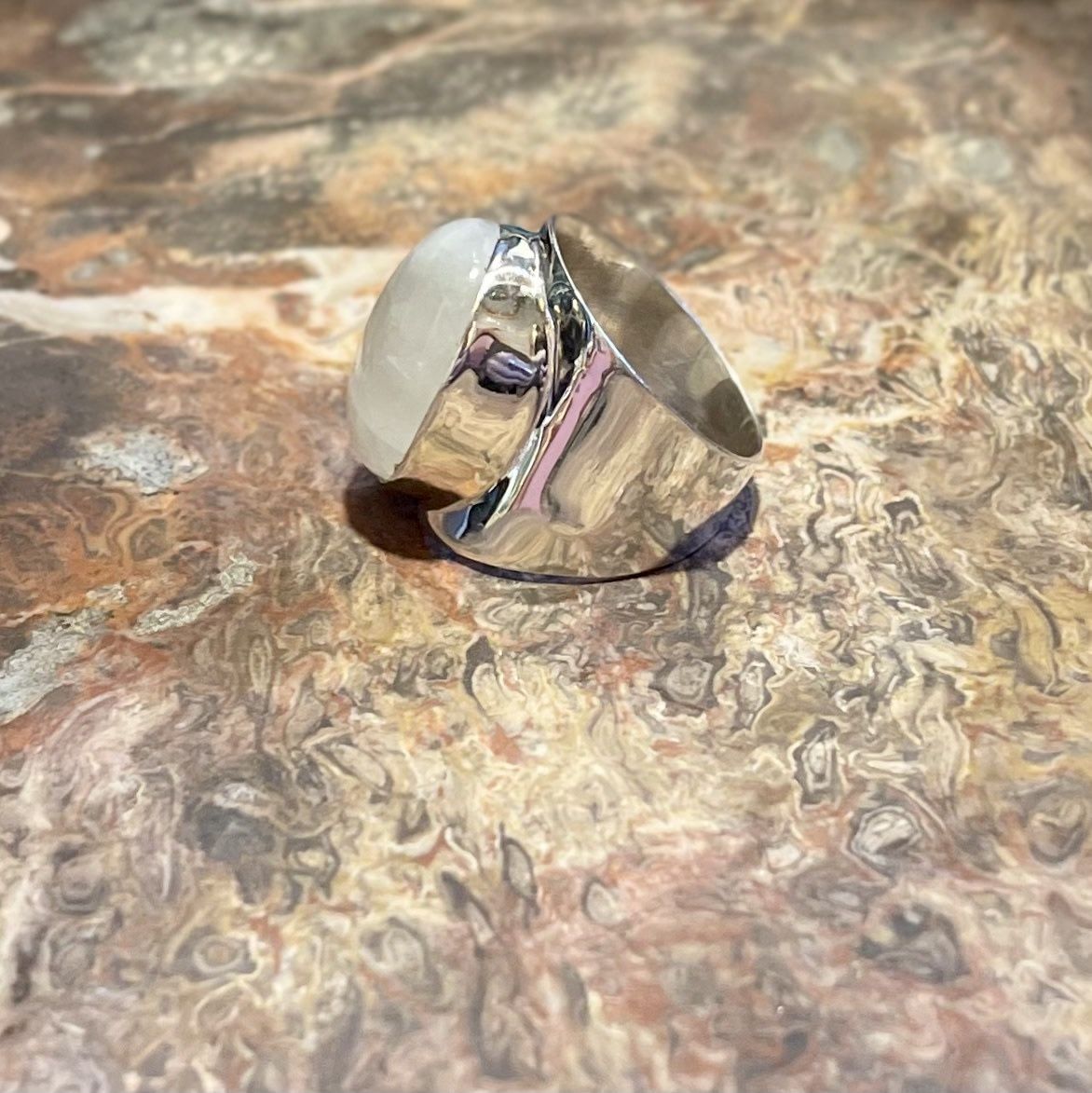 Wide Band Quartz Ring .925 Sz12