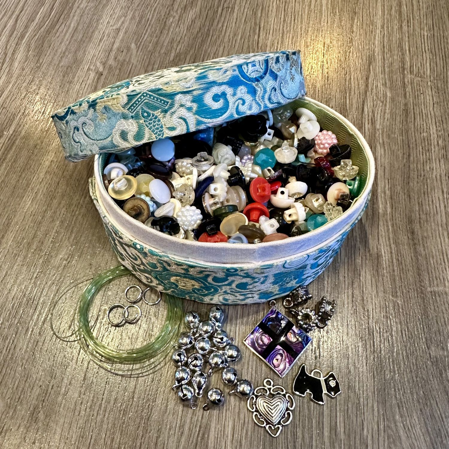 DIY Button String Kit 150+ Buttons!