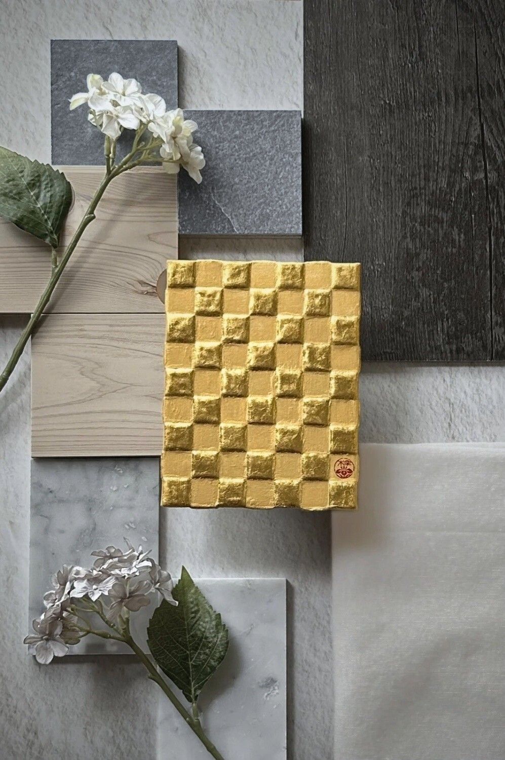 Ichimatsu Gold Panel – Sculpted Calm in Pure Gold Leaf