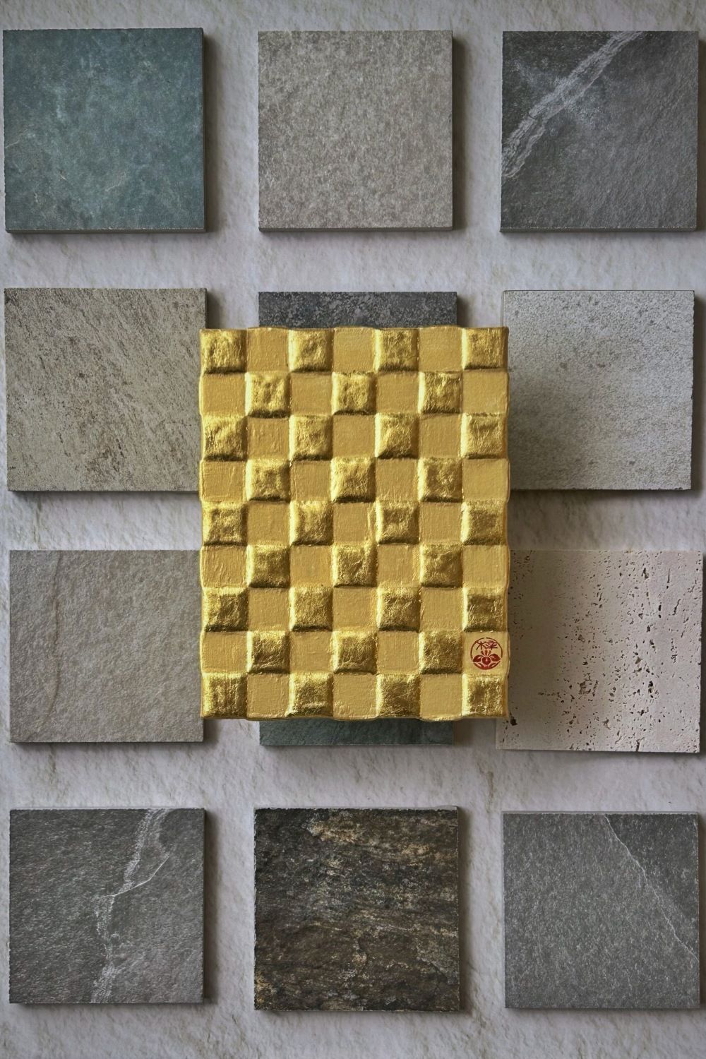 Ichimatsu Gold Panel – Sculpted Calm in Pure Gold Leaf
