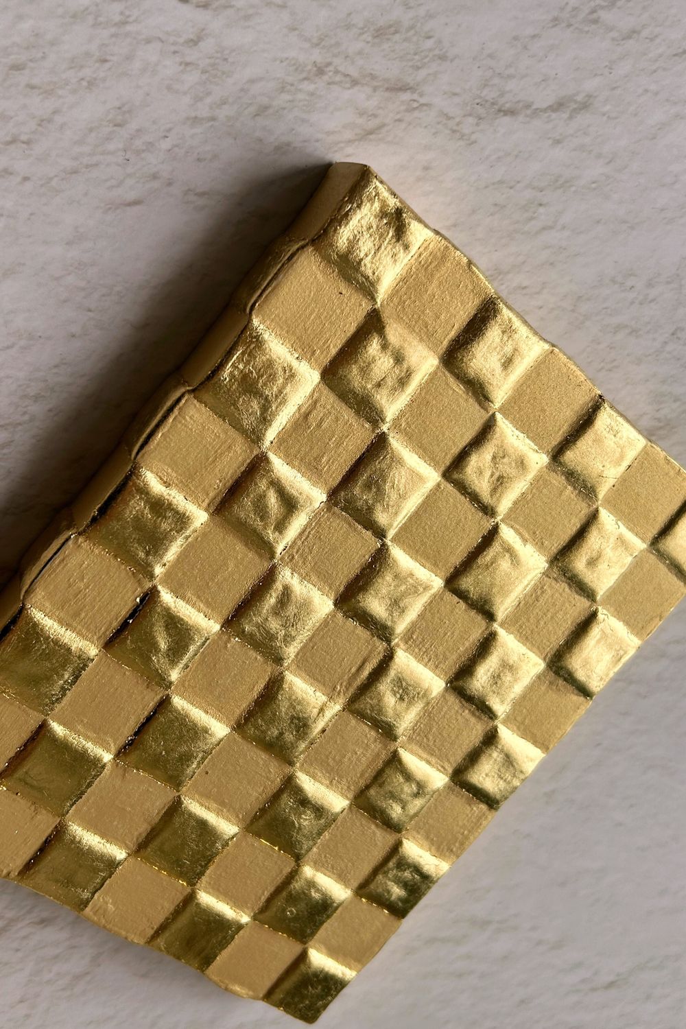 Ichimatsu Gold Panel – Sculpted Calm in Pure Gold Leaf