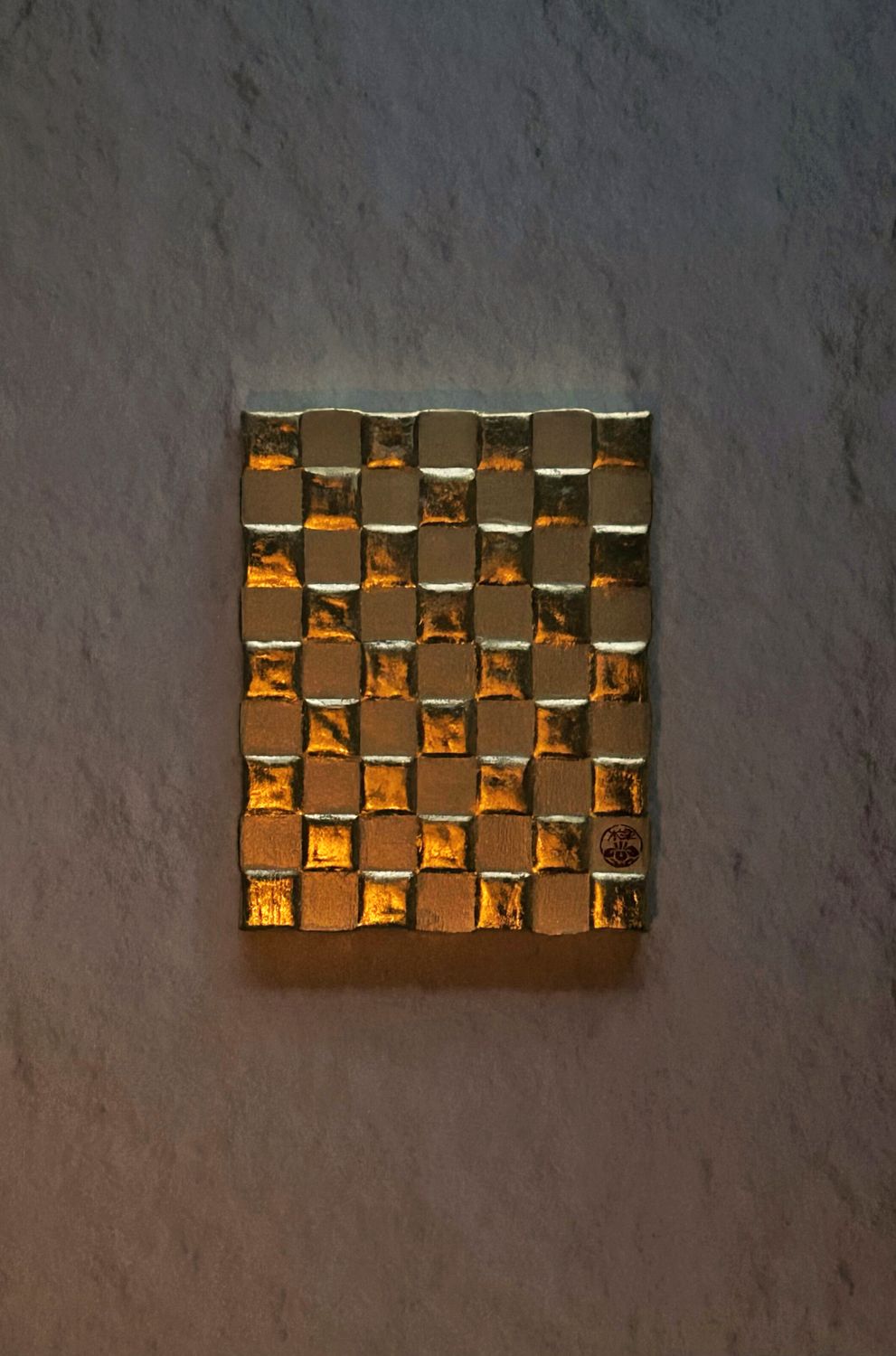 Ichimatsu Gold Panel – Sculpted Calm in Pure Gold Leaf