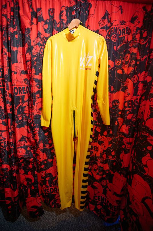 Kinky Zone yellow latex catsuit XXL