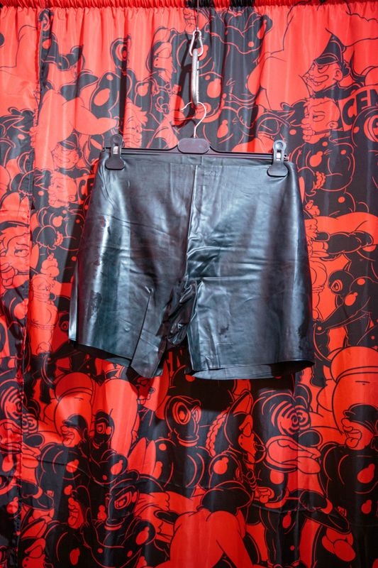 Fetisso black latex shorts XL