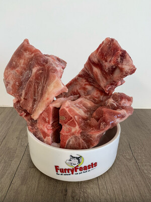 Furry Feasts Meaty Pork bones 1kg aprox