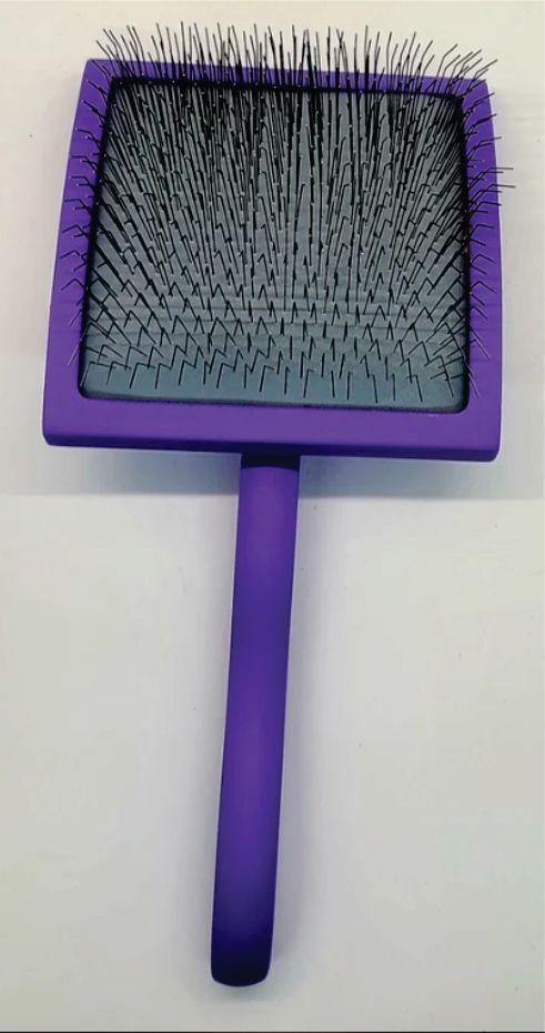 BRUSH - LARGE PURPLE SLICKER BRUSH