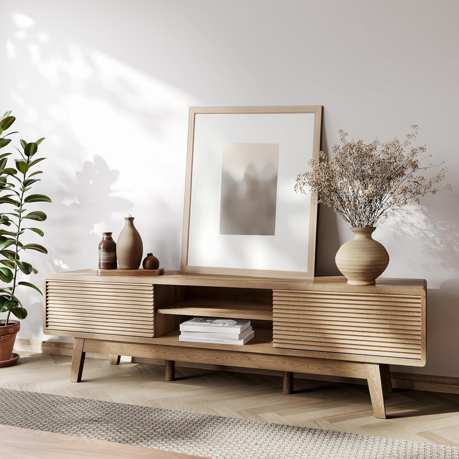 59&quot; TV Console, Mid Century Modern Media Console for 55/60/65 Inch TV, Low Profile TV Stand with Fluted Sliding Doors, Boho Light Wood Credenza for Living Room, Light Oak