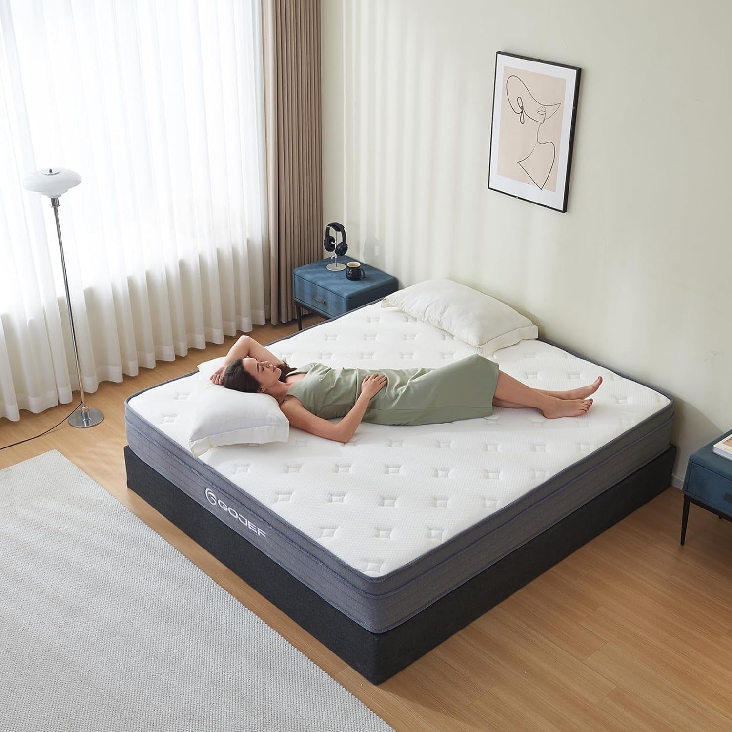 10 Inch Queen Size Hybrid Mattress with Pressure Relief