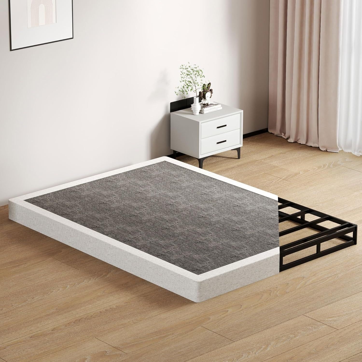 Queen Size Box Springs - 5 Inch Low Profile Mattress Foundation No Noise Heavy Duty Metal Basics Bed Base with Clean Fabric Cover, Easy Assembly