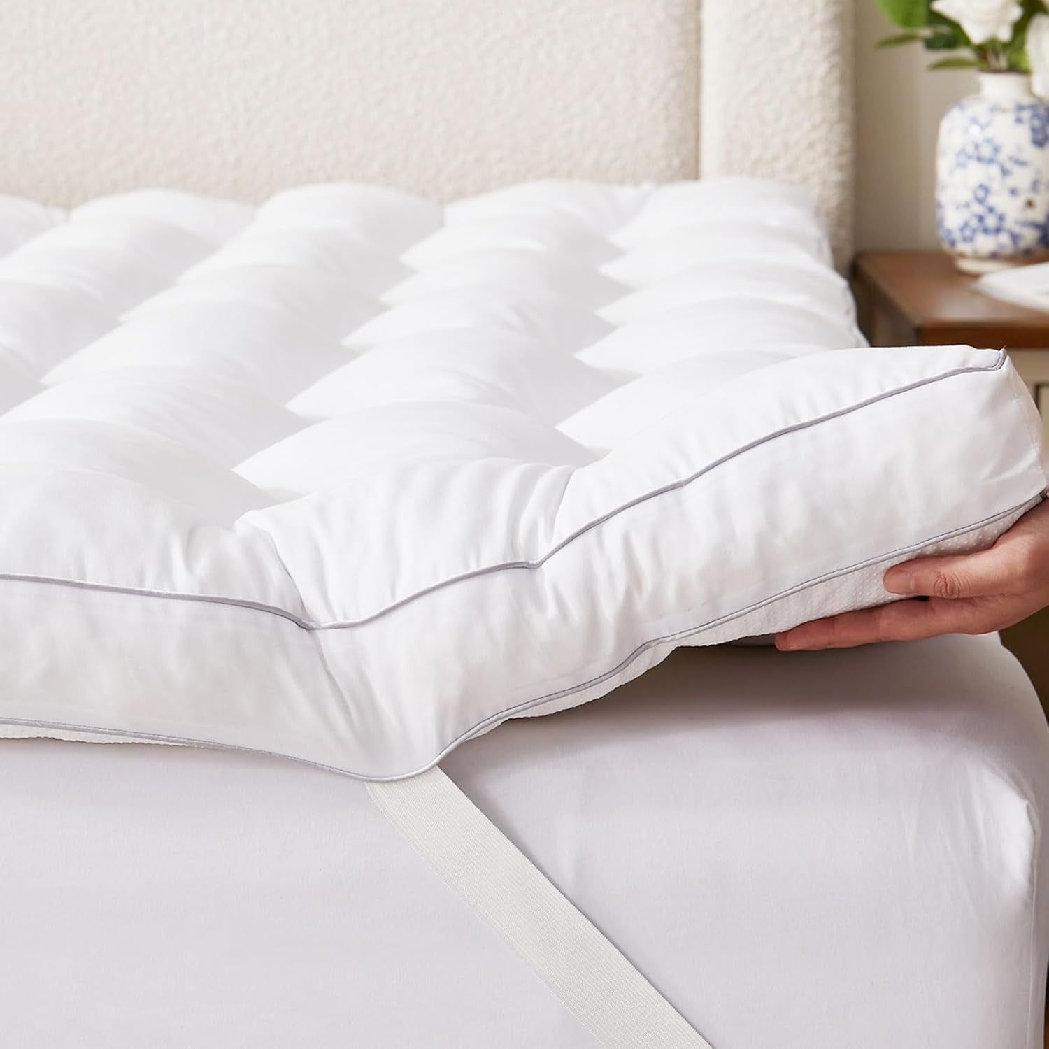 3 Inch Memory Foam Mattress Topper Queen Size for Back Pain Relief, Thicked down Alternative-Lined Mattress Pad，Filled with Breathable &amp; Soft Memory Foam Pillow Top, 80X60X3 Inch