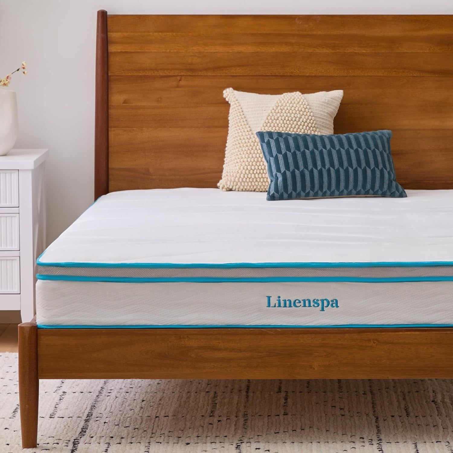 8 Inch Memory Foam and Spring Hybrid Mattress - Medium Firm Feel - Bed in a Box - Quality Comfort and Adaptive Support - Breathable - Cooling - Guest and Kids Bedroom - Queen Size
