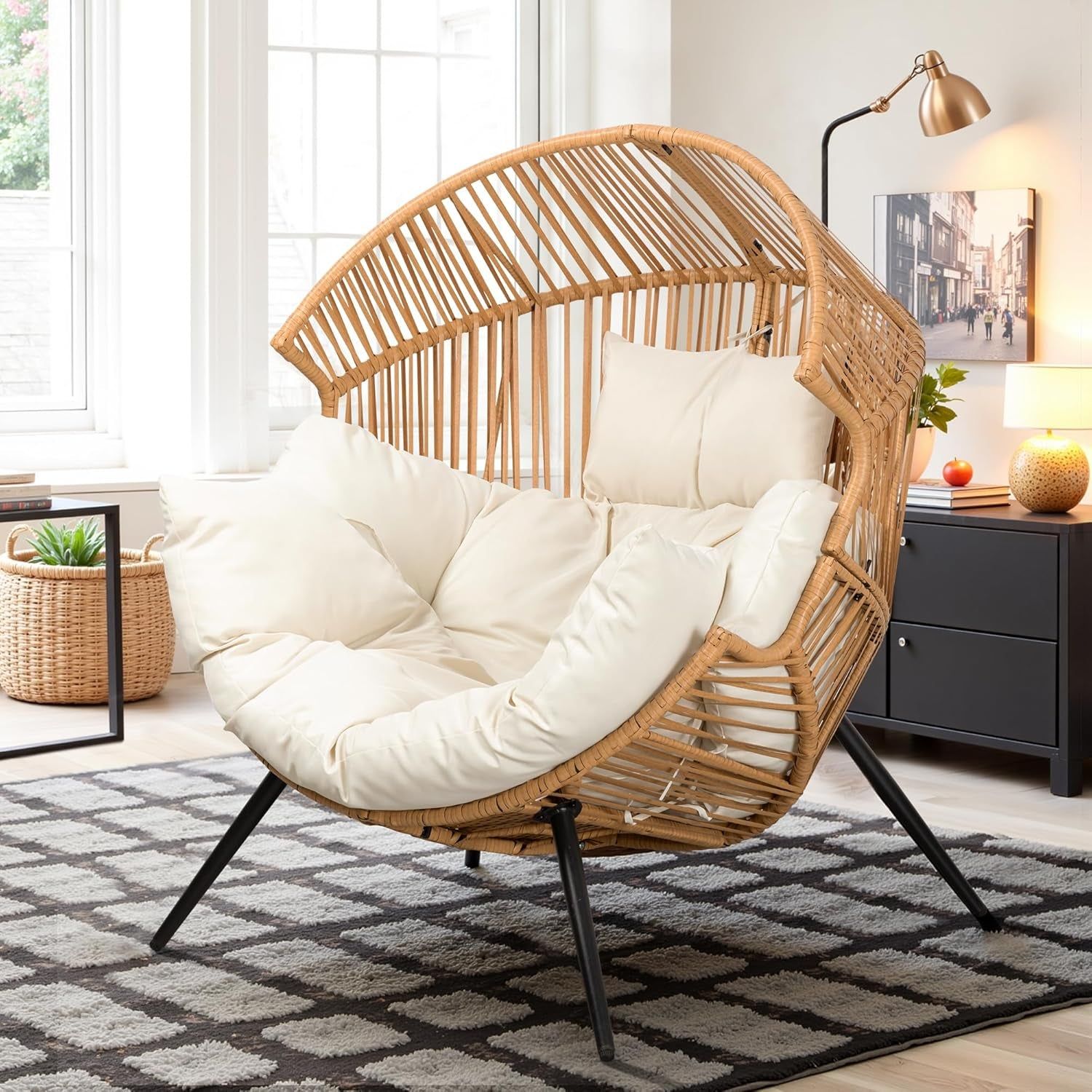 Cozy Oversized Wicker Egg Chair with Soft Cushion
