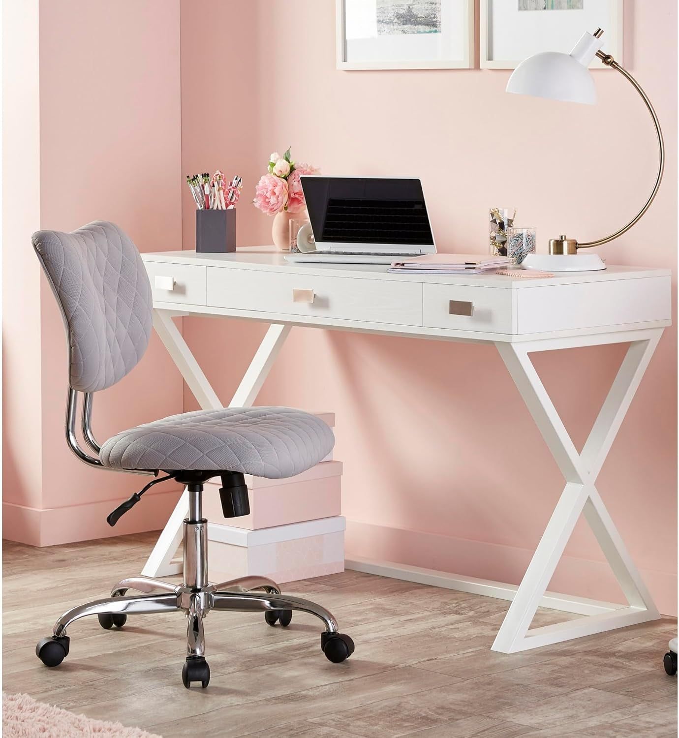 Compact White Writing Desk for Small Spaces and Creativity