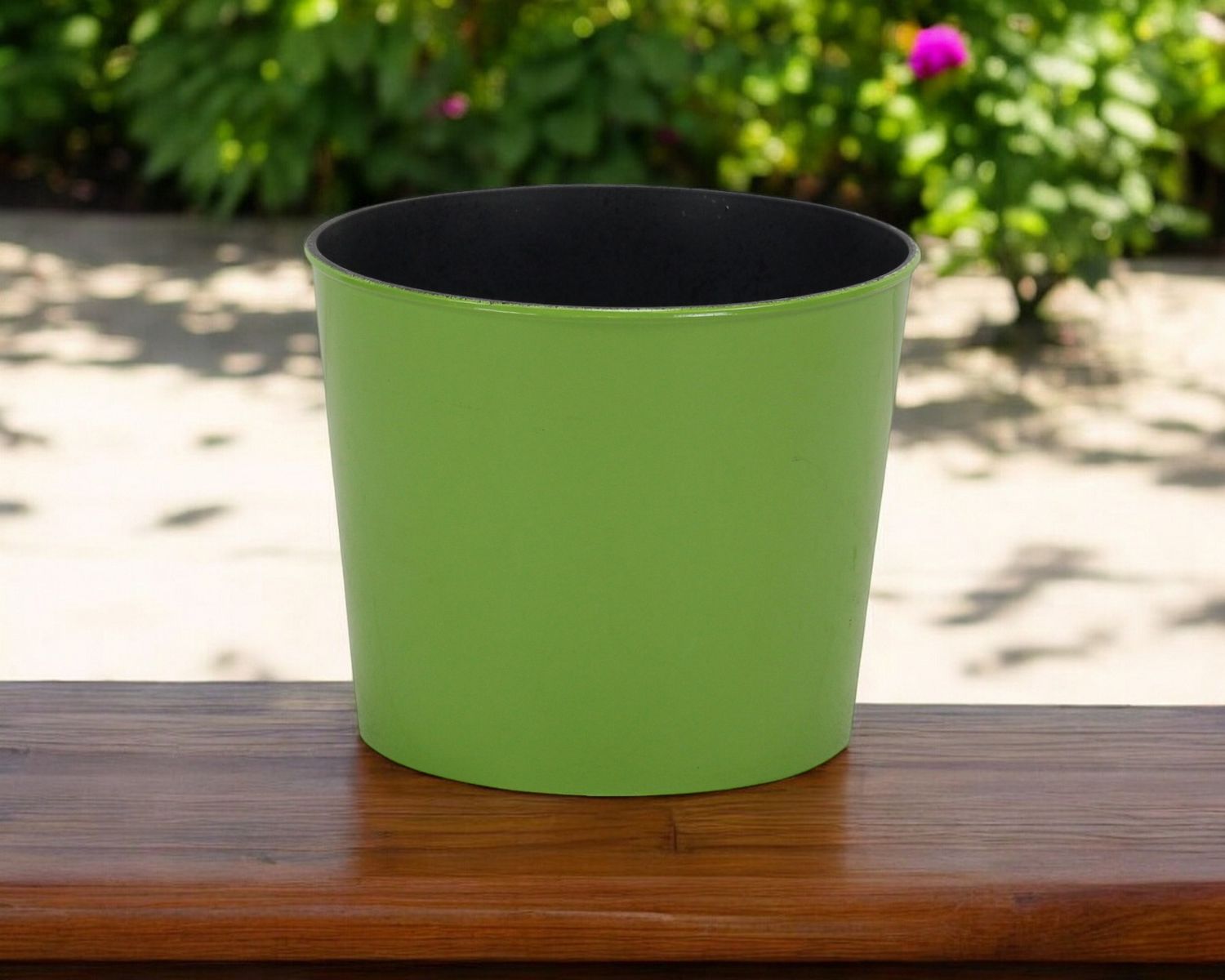 7&quot; Lime Green Recycled Plastic Indoor Outdoor Round Pot Planter