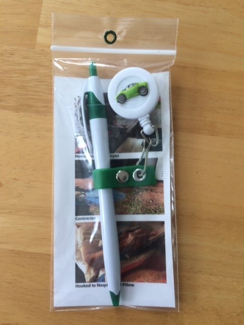 Hooked on Writing Retractable Horizontal Pen Holder with Belt Clip Reel