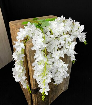 Valkoinen wisterian tekokukkaoksa Valkoinen wisterian tekokukkaoksa