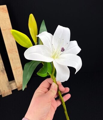 Kaunis valkoinen lilja tekokukka