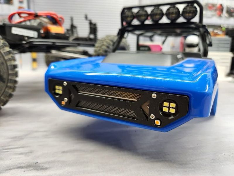 Axial Deadbolt Grill And Taillight Setup
