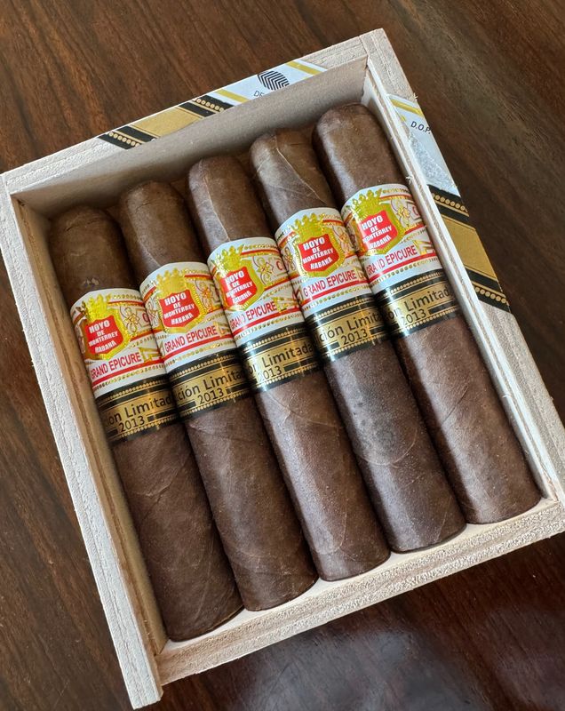 Hoyo de Monterry Epicureísmos Especial 2013
