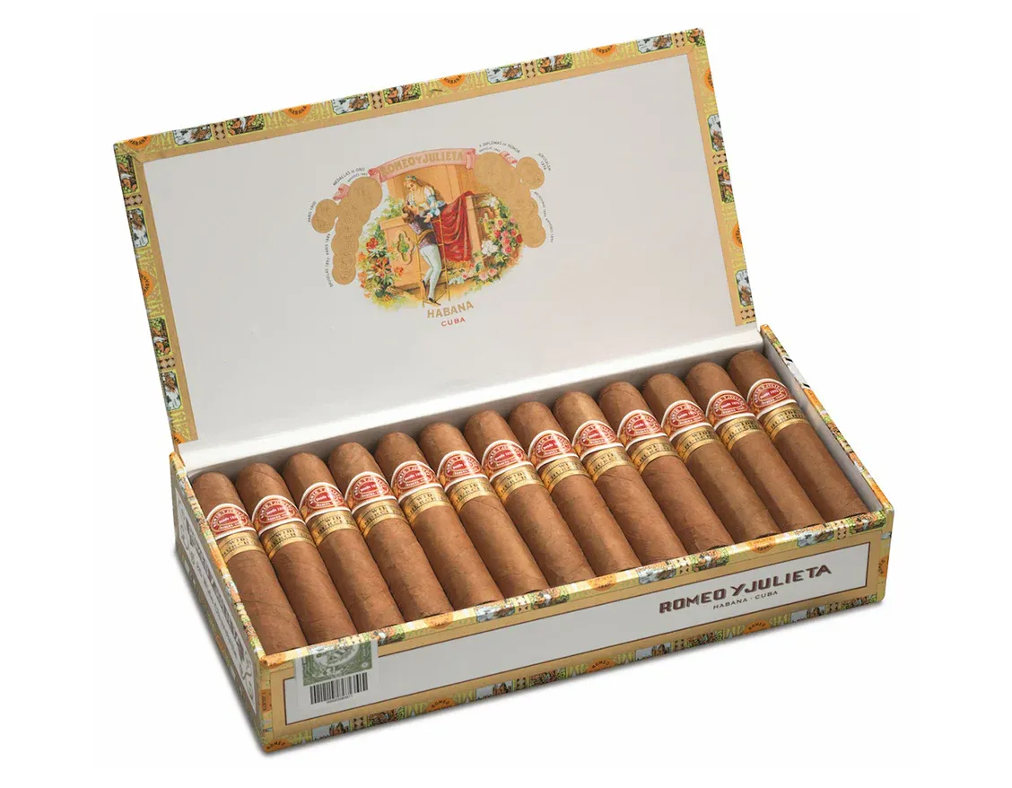 Romeo Y Julieta Wide Churchills