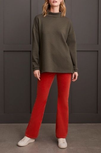 QUILTED KNIT TUNIC WITH SIDE SLITS-SPINACH